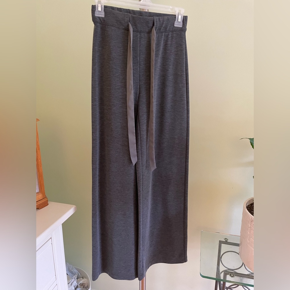 White House black market wide leg sweatpants XXS